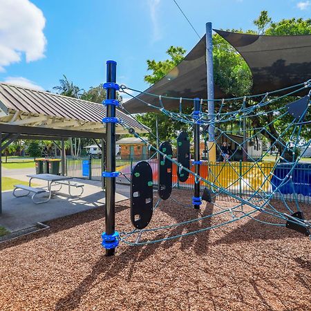Nrma Blue Dolphin Yamba Holiday Resort Exterior photo