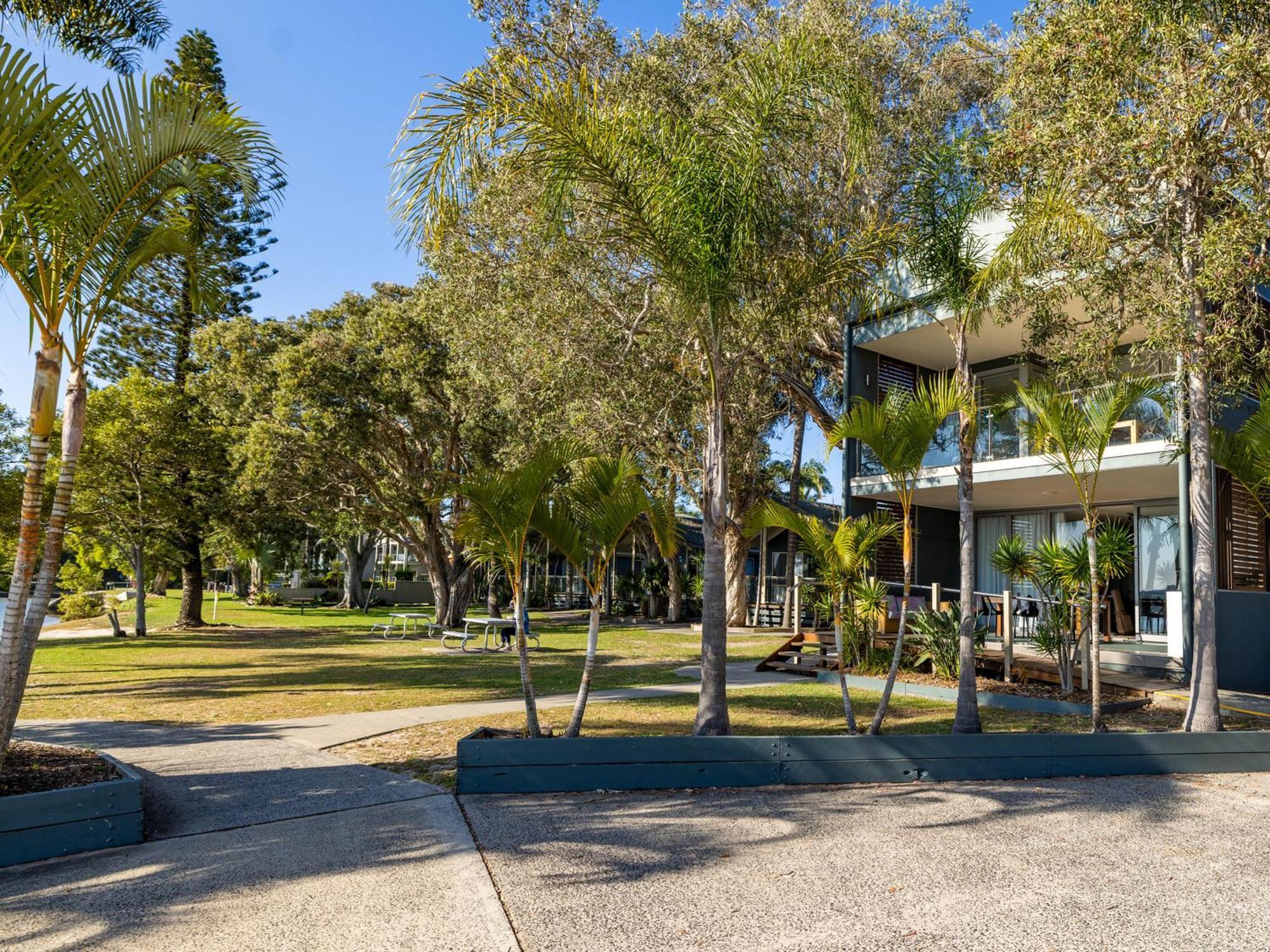 Nrma Blue Dolphin Yamba Holiday Resort Room photo