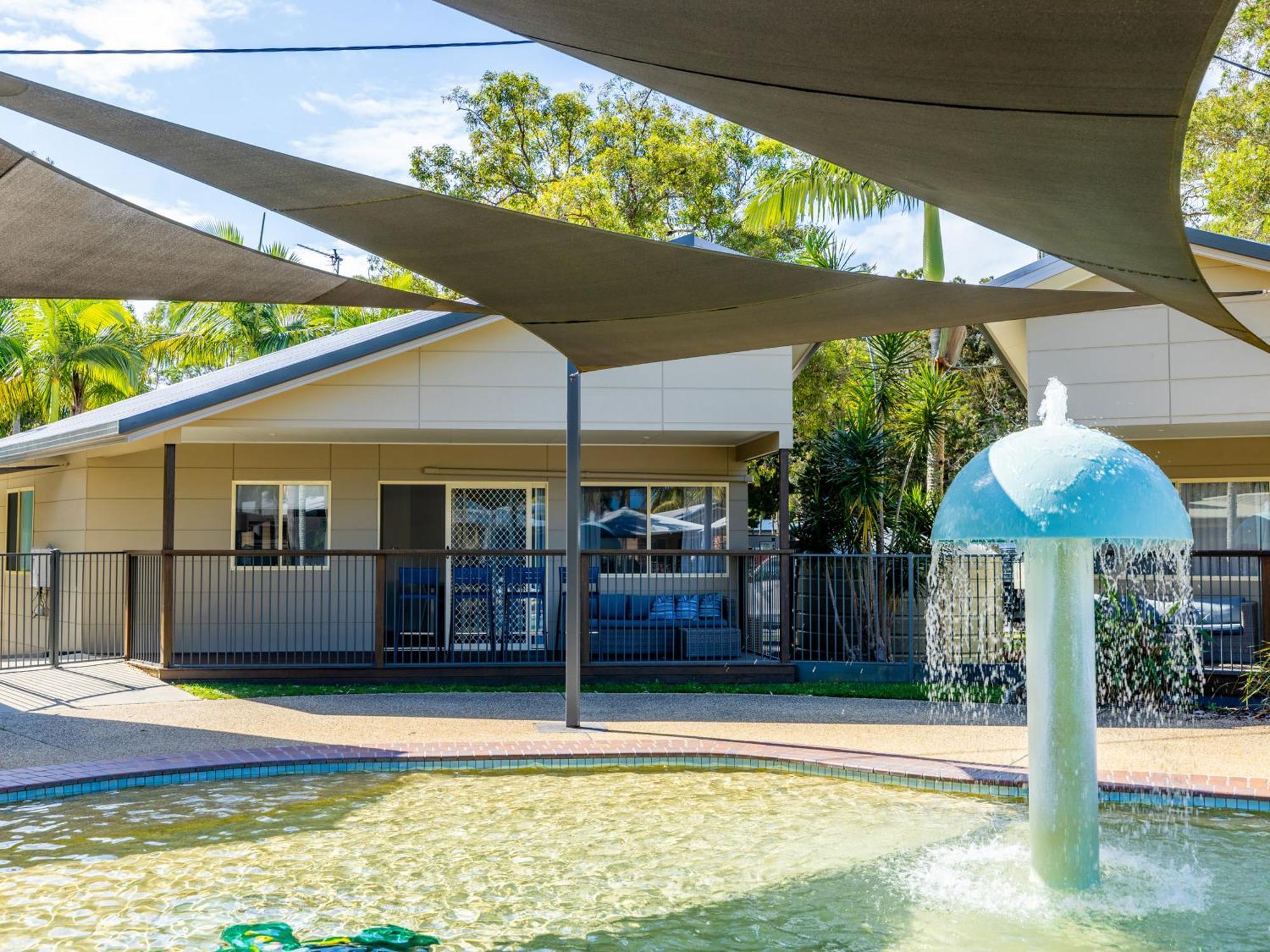 Nrma Blue Dolphin Yamba Holiday Resort Room photo
