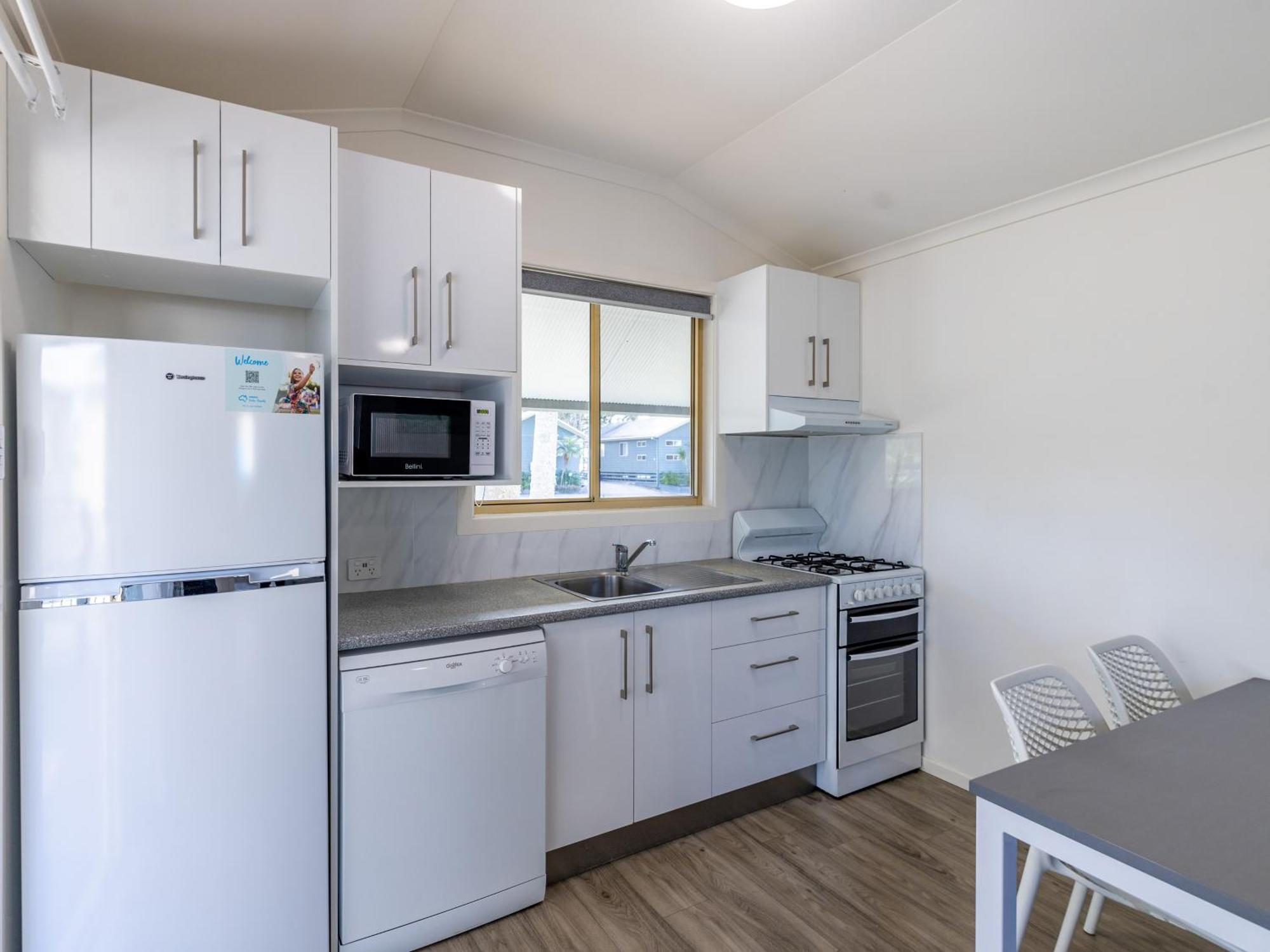 Nrma Blue Dolphin Yamba Holiday Resort Room photo
