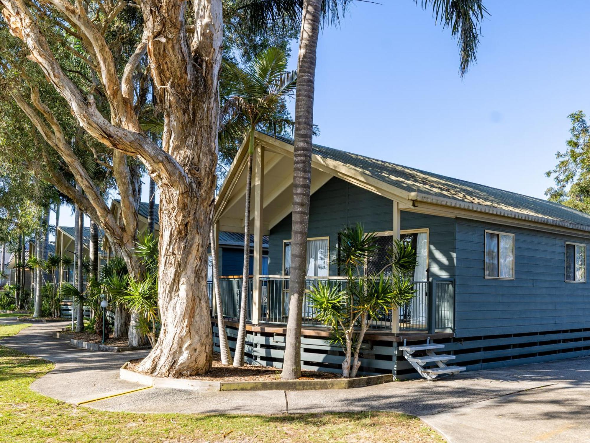 Nrma Blue Dolphin Yamba Holiday Resort Room photo